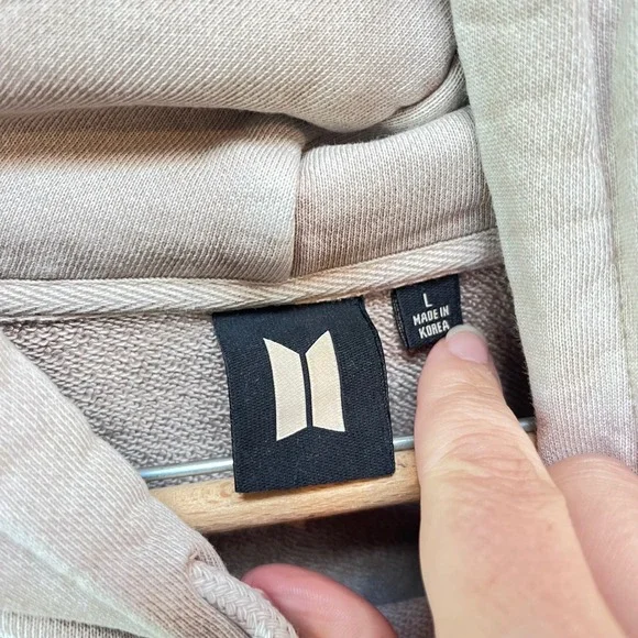 BTS‎ OFFICIAL Bring the Pain Hoodie Long Sleeve Graphic Print Sweatshirt Size L - Picture 3 of 5